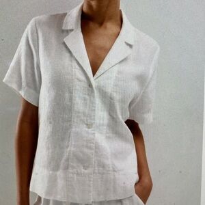 Quince Classic White Linen Button Down
